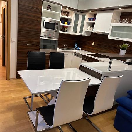 Apartments Spacilova Nearly Center Komarov Kültér fotó