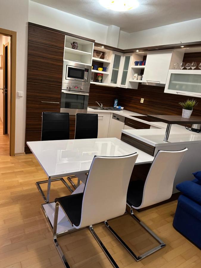 Apartments Spacilova Nearly Center Komarov Kültér fotó