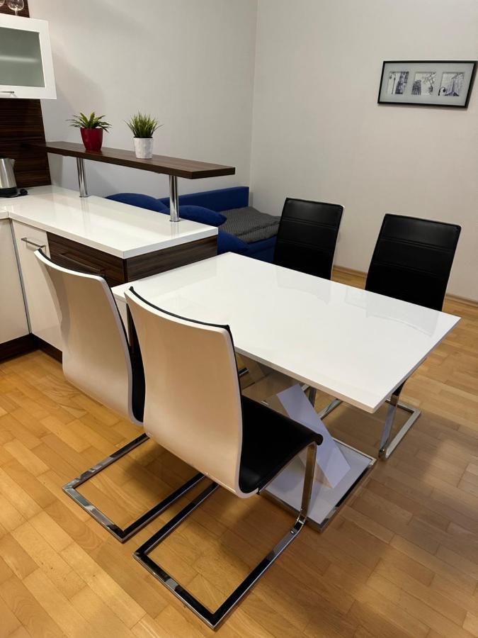 Apartments Spacilova Nearly Center Komarov Kültér fotó