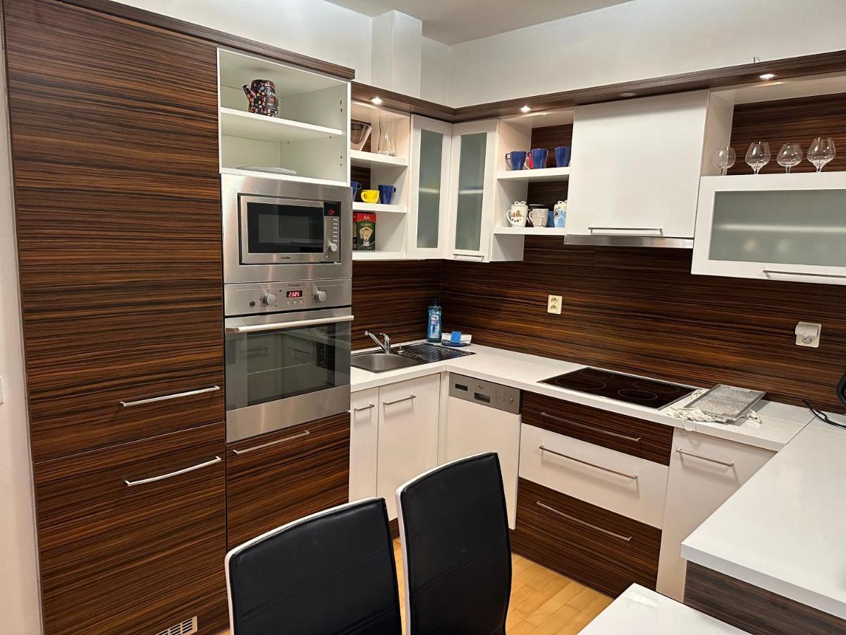 Apartments Spacilova Nearly Center Komarov Kültér fotó